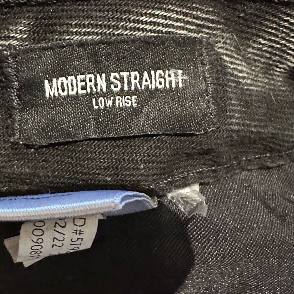 Express NWOT modern straight low rise black jeans women’s size 2 short - Picture 12 of 16